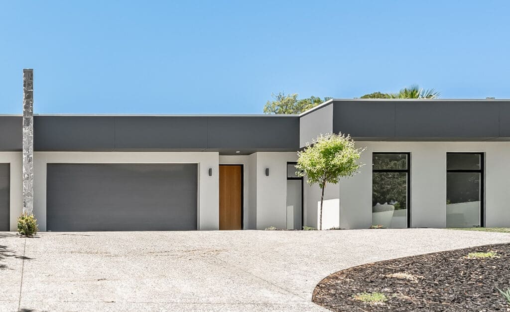 532 Fullerton Road Fullarton-24 crop Gliderol - Gliderol